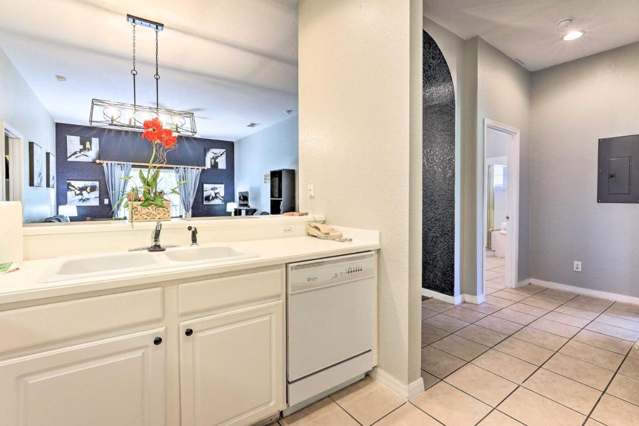 Updated Bahama Bay Less Than 10 Mi To Disney! Apartment