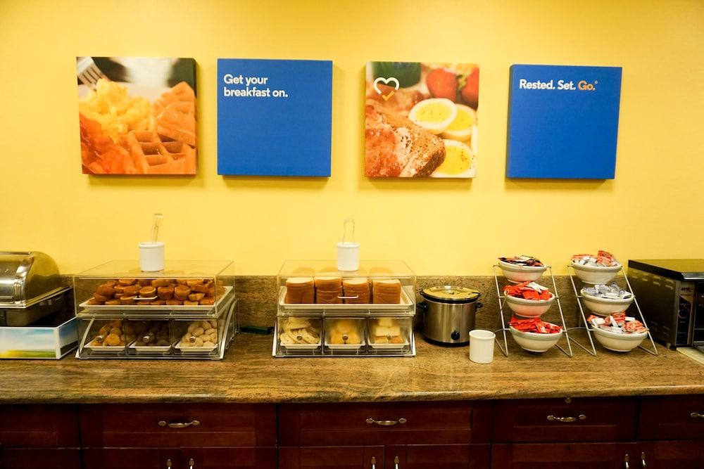 Hotel Comfort & Kissimmee By The Parks