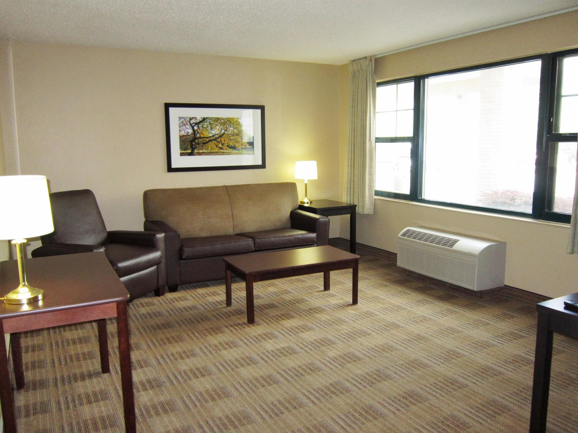 Hotel Extended America - - Theme Parks - Major Blvd