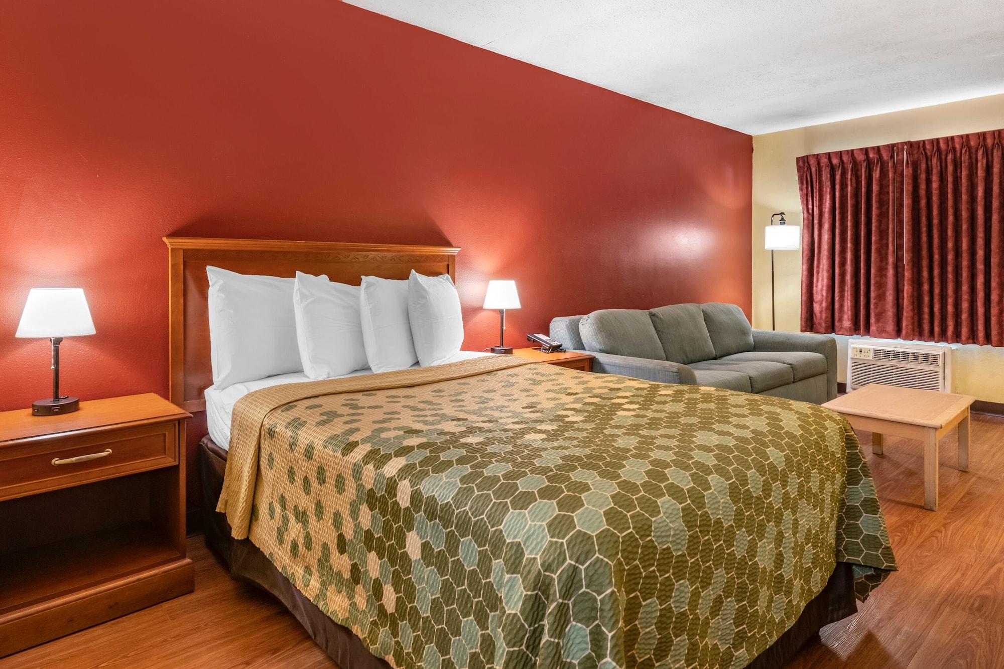 Hotel Econo & Maingate 2*