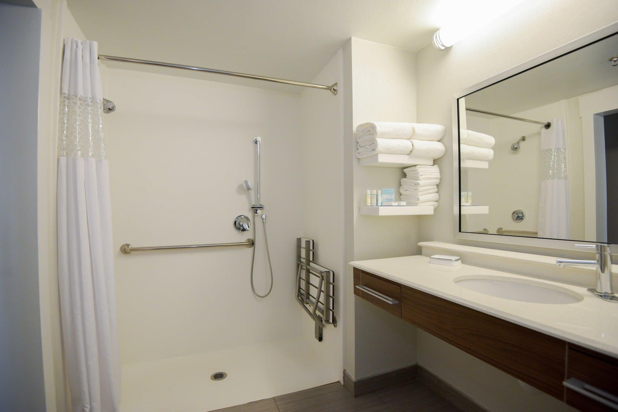 Hampton Hotel 3*