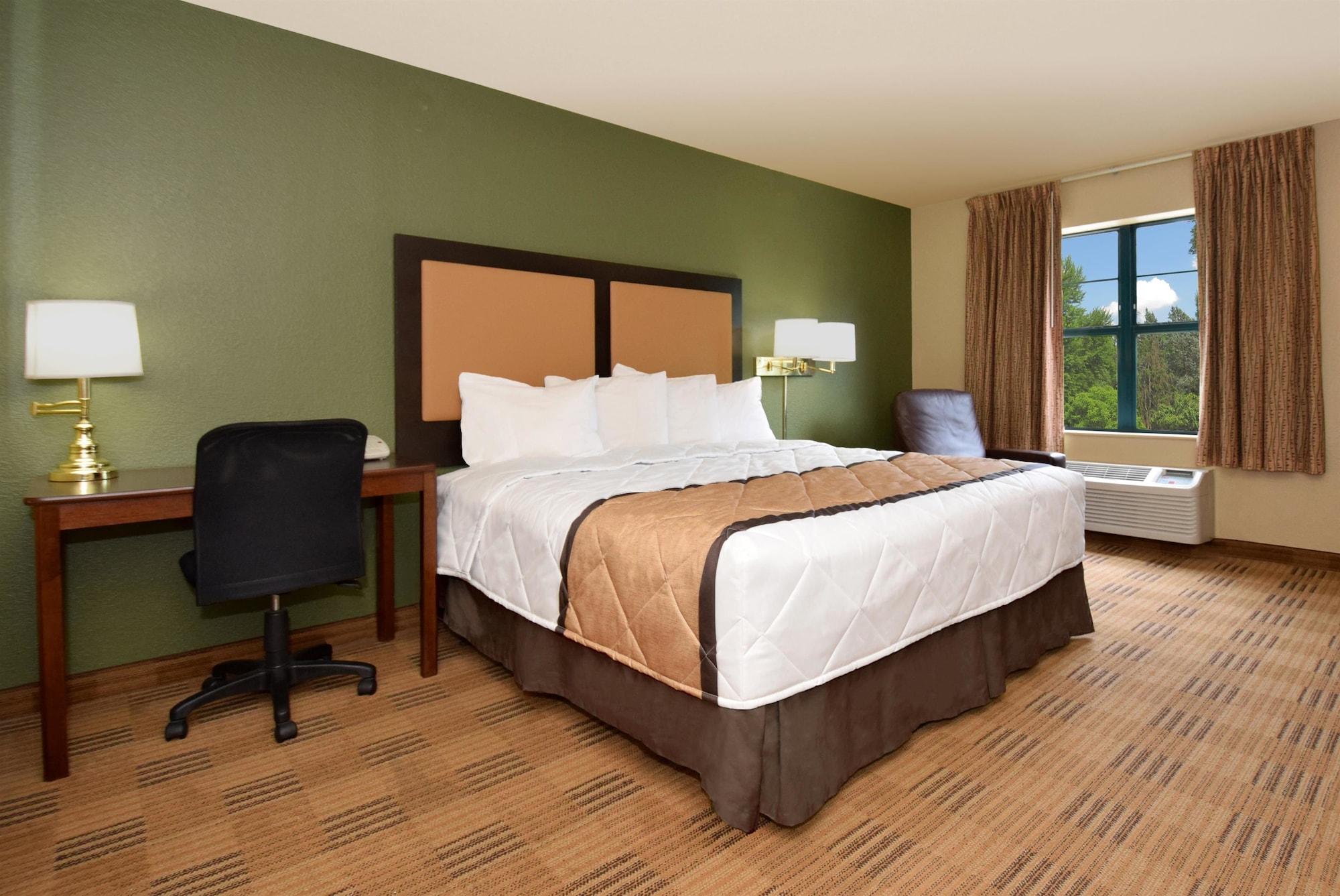 Extended America Select - Orlando - Maitland - 1760 Pembrook Dr 2* Altamonte Springs