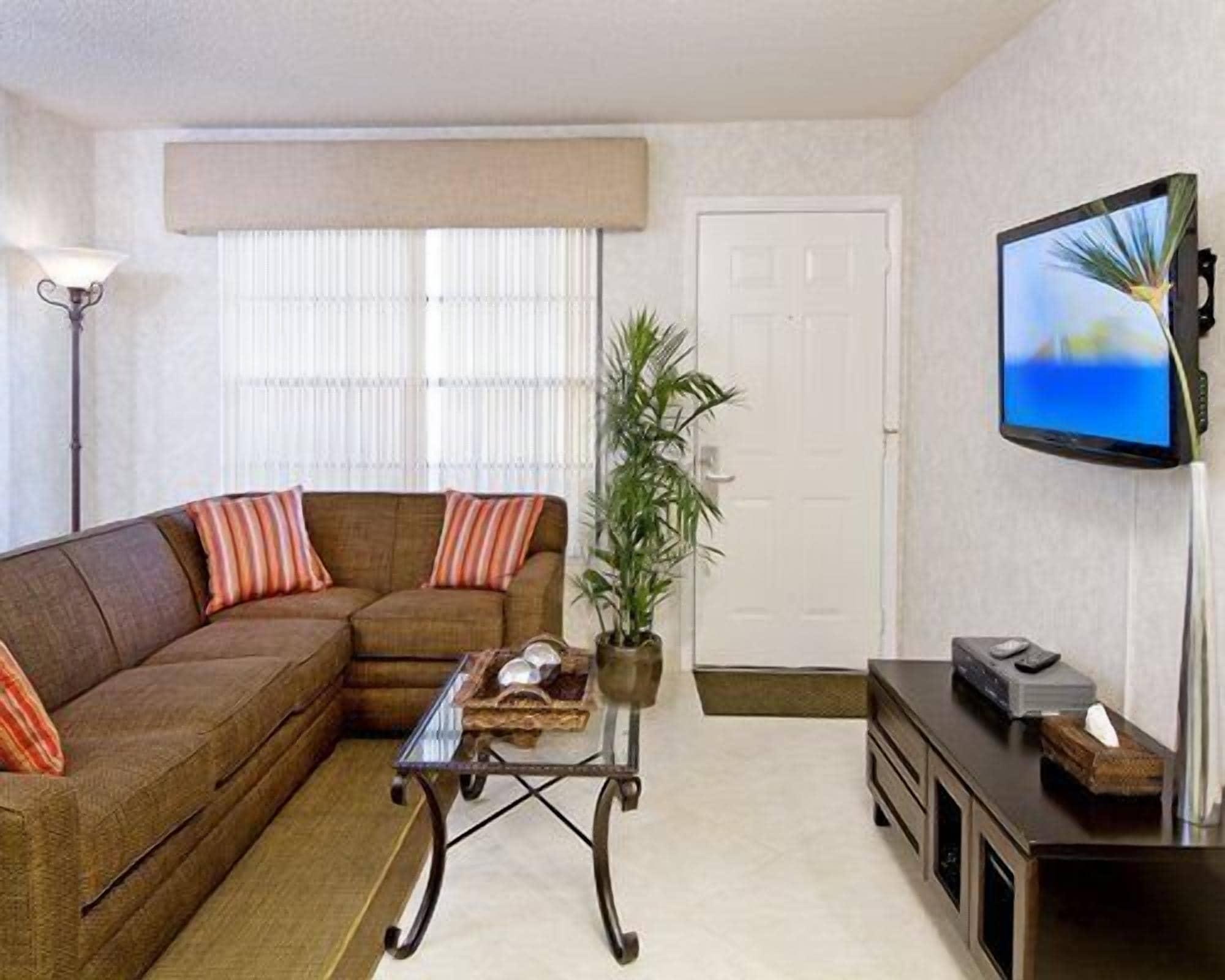 High Point World Hotel 3*