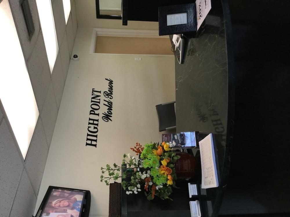 Hotel High Point World