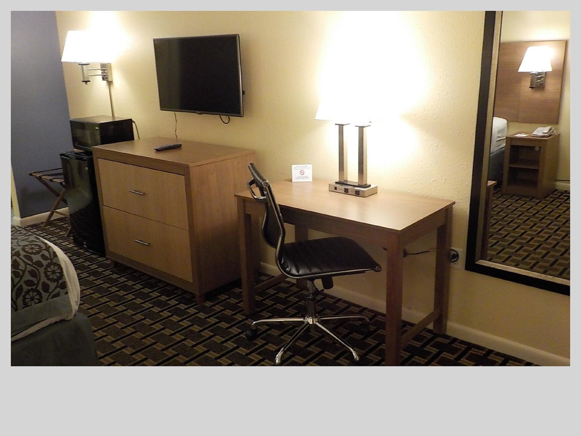 Hotel Surestay By Best Western Clermont Theme Park West 3*