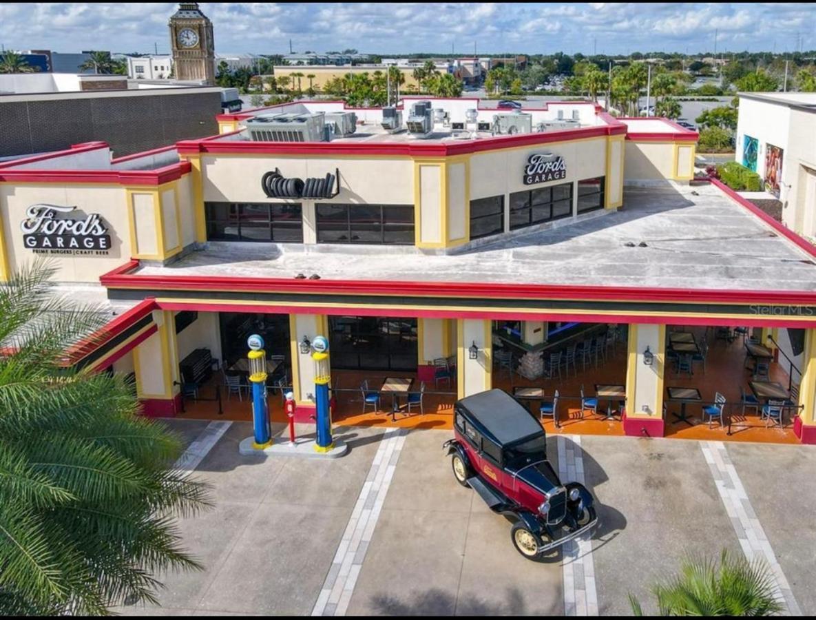 Zay & Zac's Shake Shack Villa Orlando