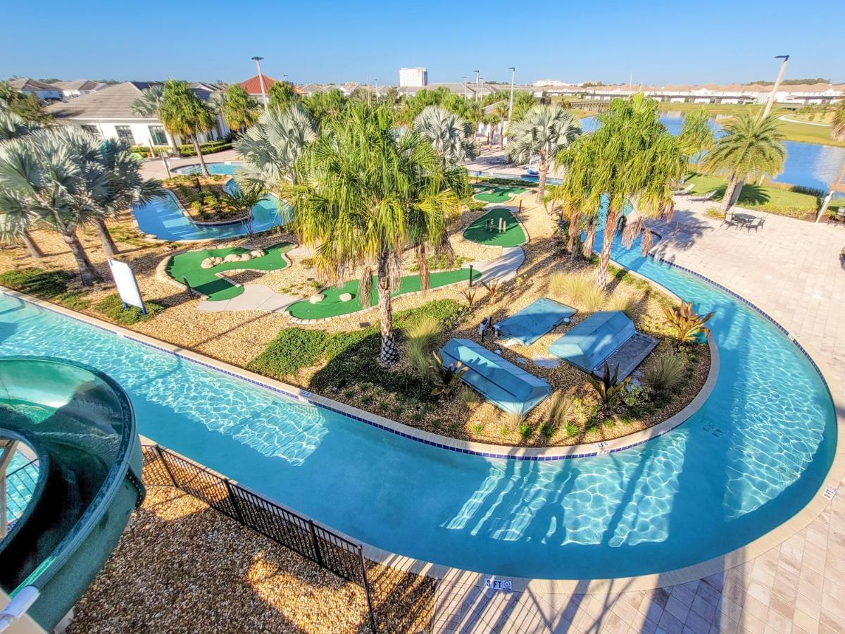 Holiday home 5br 5bath Pvt Bbq Pool 10min 3077ft Kissimmee