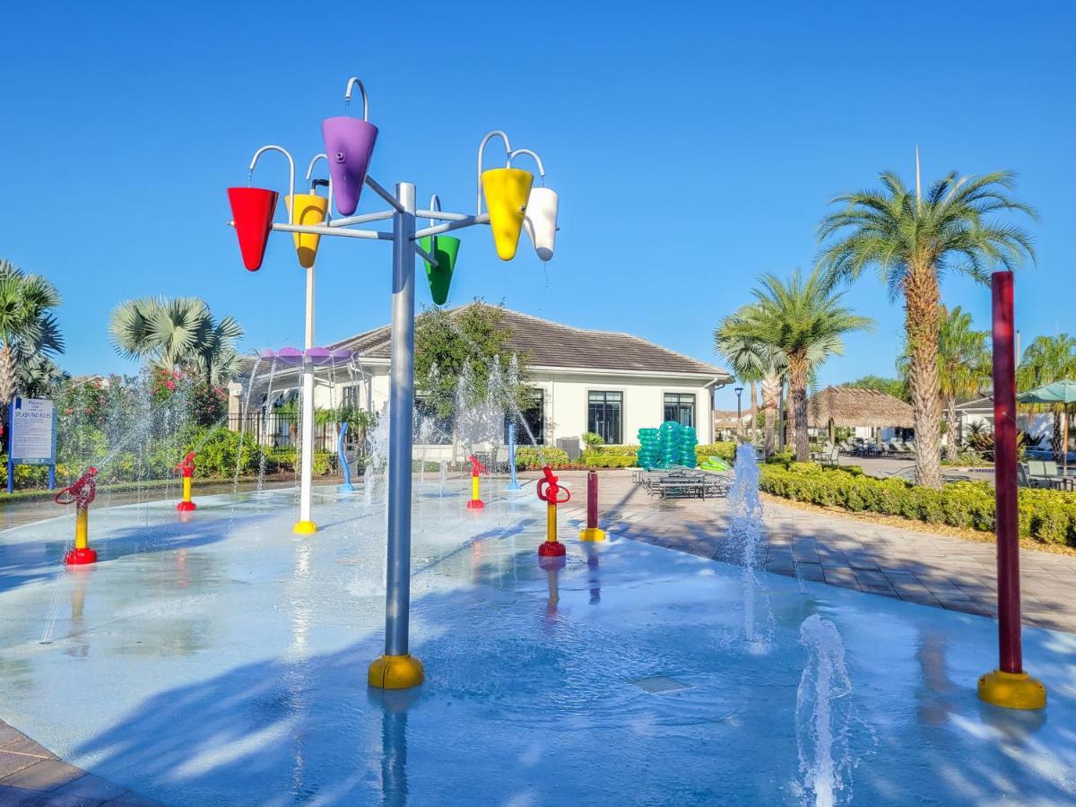 5br 5bath Pvt Bbq Pool 10min 3077ft Holiday home Kissimmee