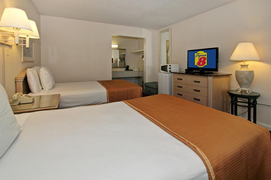 Super 8 By Wyndham 2*