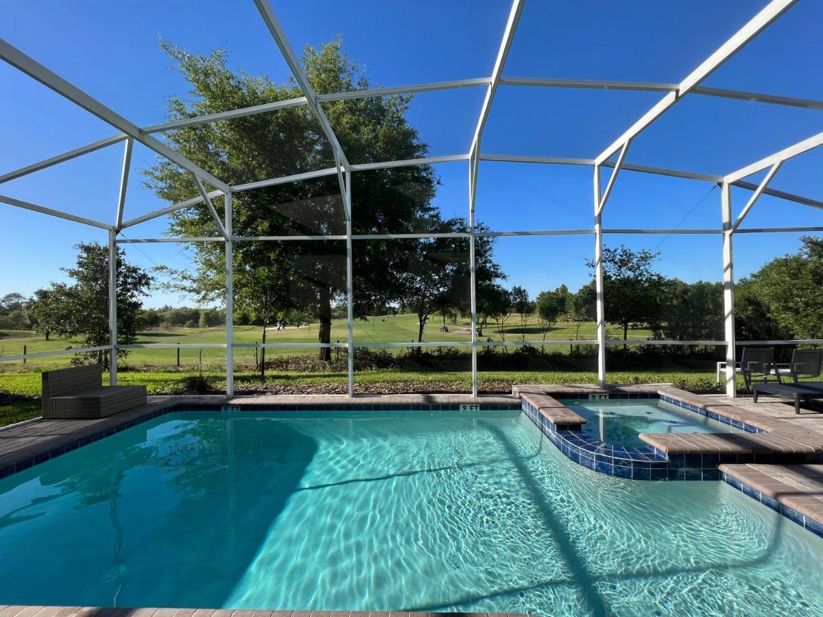 8 Bedrooms 5 Bathrooms And Theater Room, Golf Course View * Kissimmee