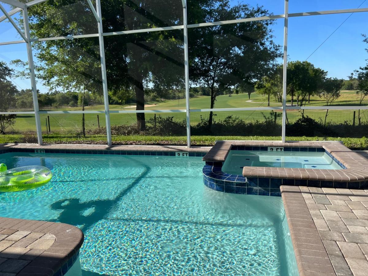 8 Bedrooms 5 Bathrooms And Theater Room, Golf Course View Kissimmee