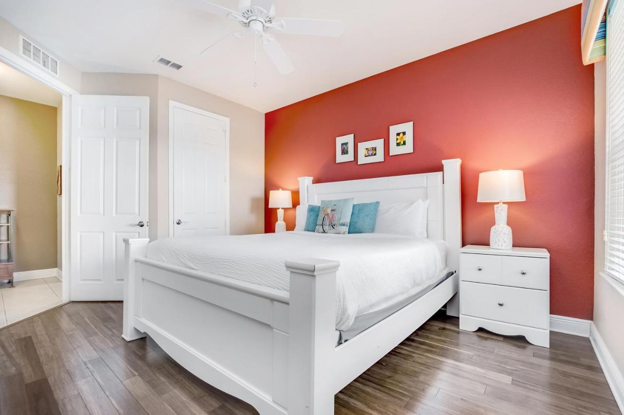 Apartment Spectacular Lakeview Condo, Near Wdw & Universal