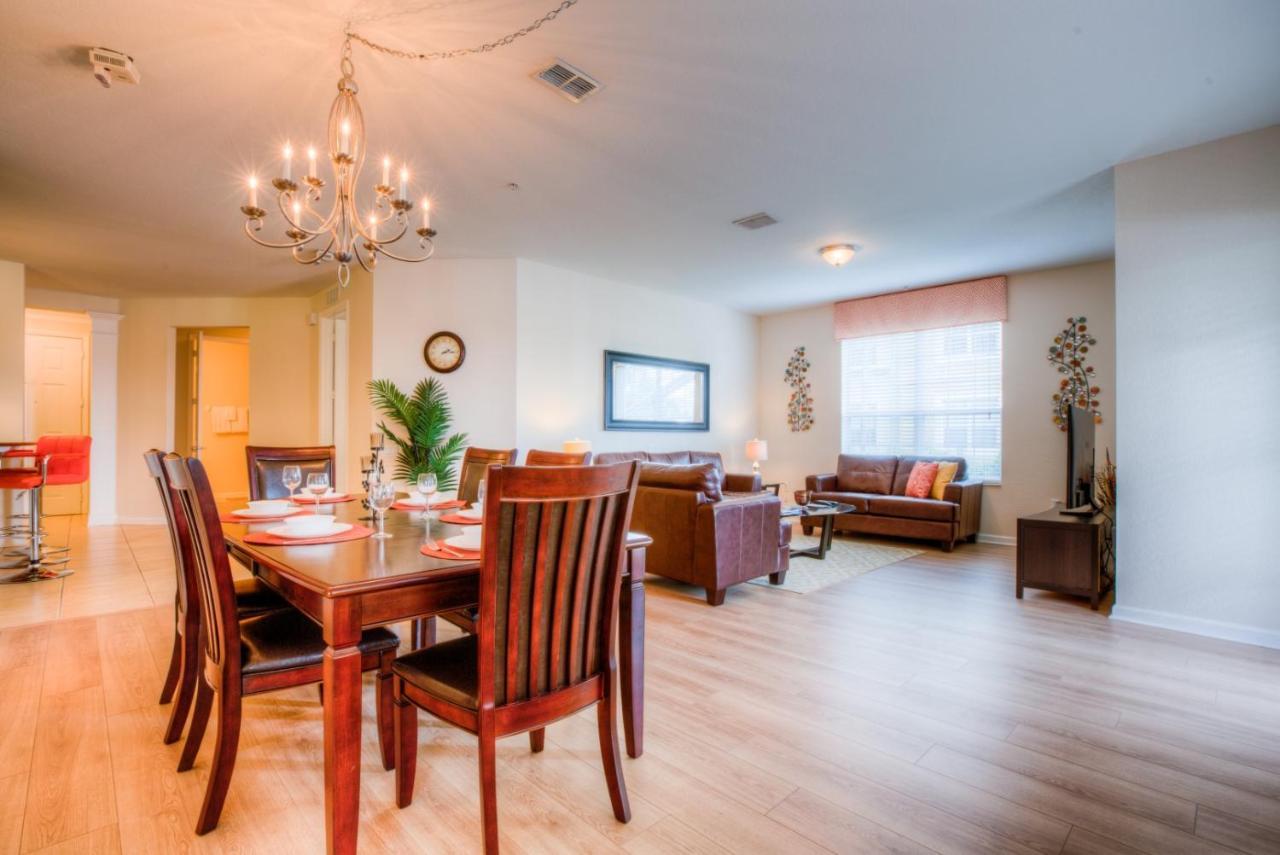 Newly Renovated Lakeview Vista Cay Apartment Orlando