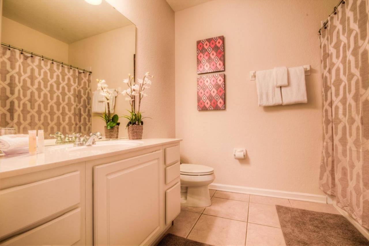 Newly Renovated Lakeview Vista Cay *