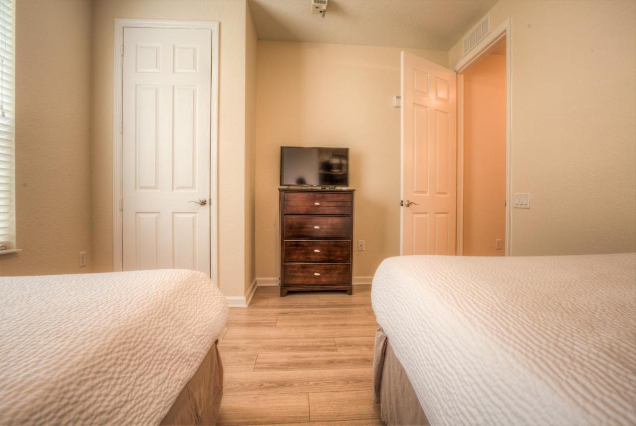 Apartment Newly Renovated Lakeview Vista Cay