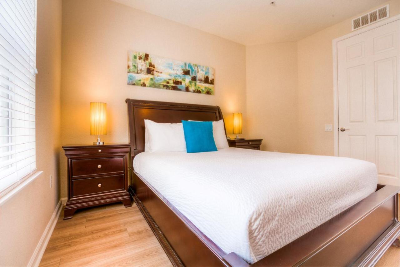 Newly Renovated Lakeview Vista Cay Orlando
