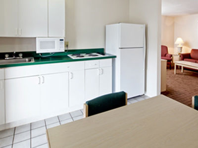 Super 8 By Wyndham Kissimmee