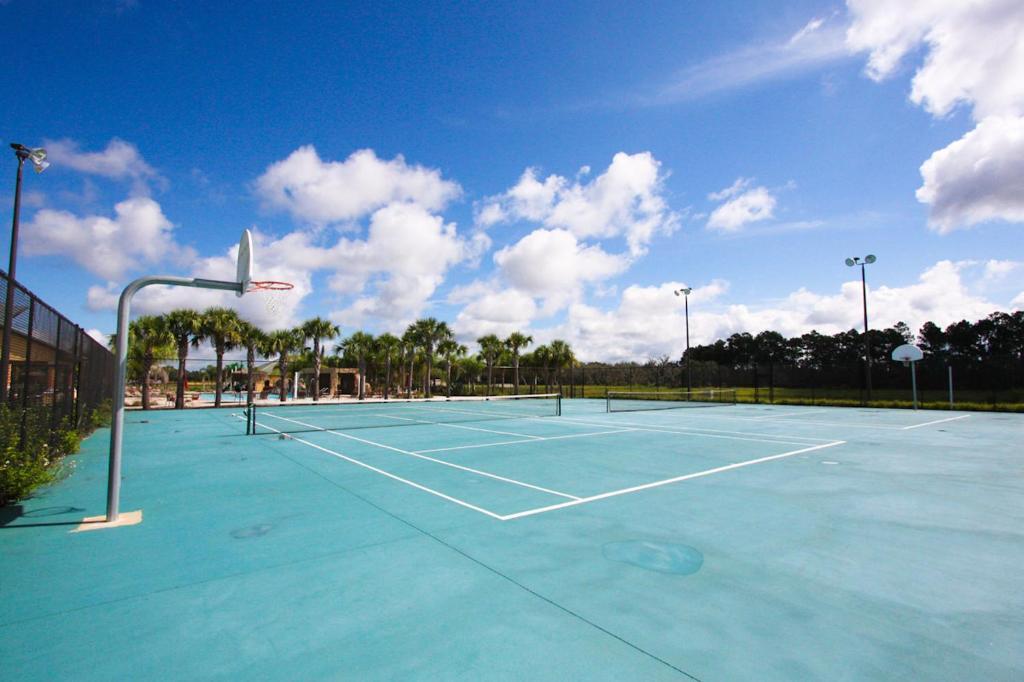 Orlando Paradise Palms * Four Corners
