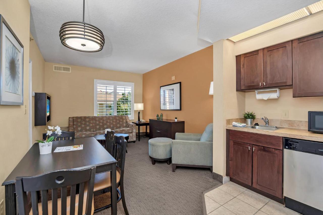 Near Disney - 1br With Two Queen Beds - Pool And Hot Tub Apartment