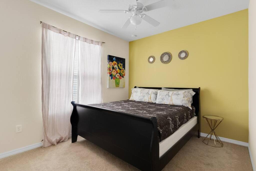 Stunning 5 Bedroom Just Minutes From Disney World! *