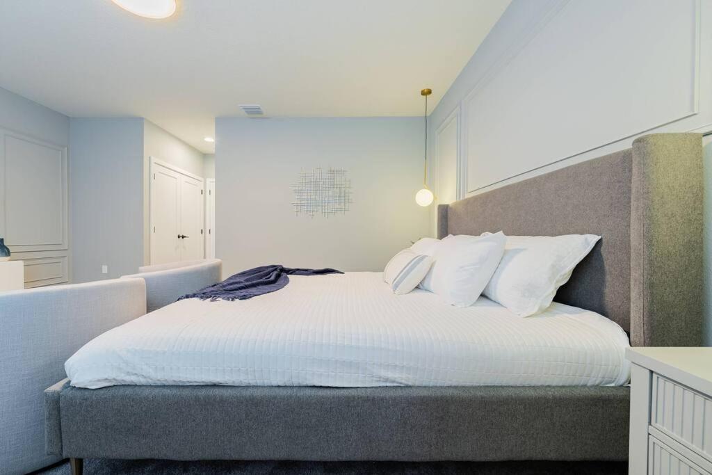 **brand New** Luxurious Decor Townhouse With Private Pool Hit17145 Orlando