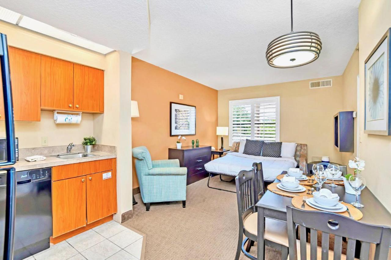 Apartment 1br With Two Queens - Pool & Hot Tub -near *