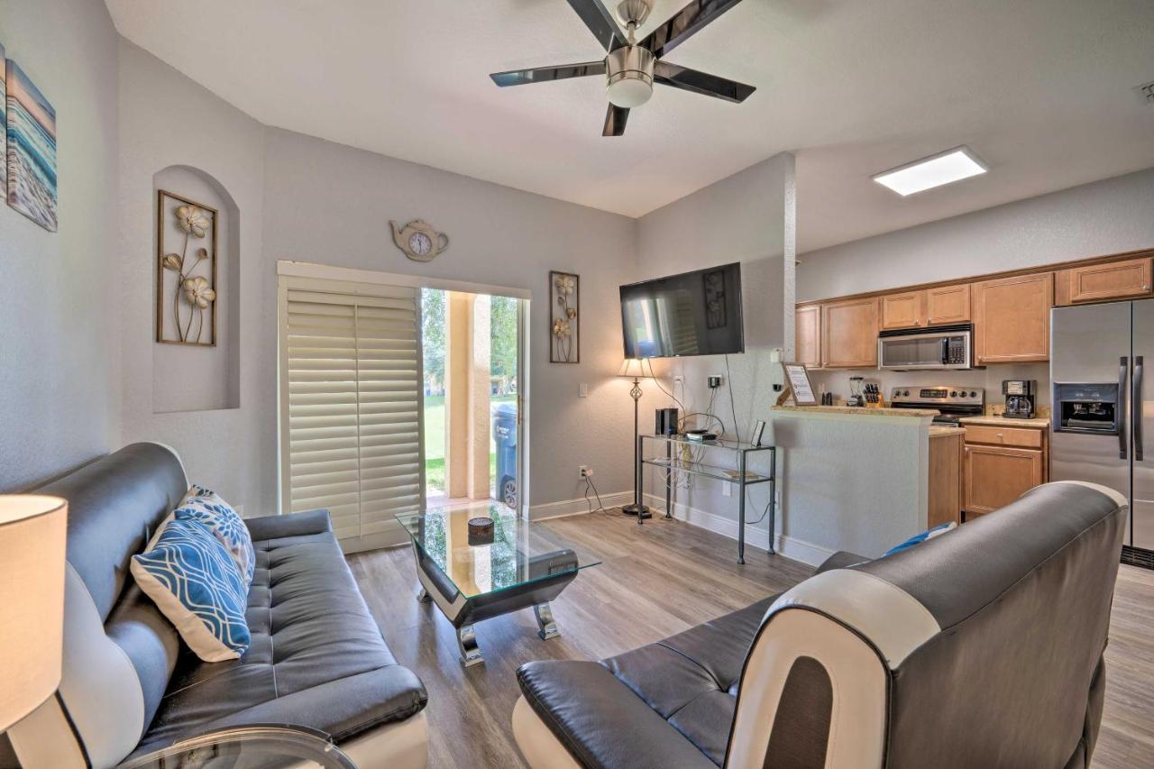 Sunny Townhome About 9 Mi To World! Holiday home *