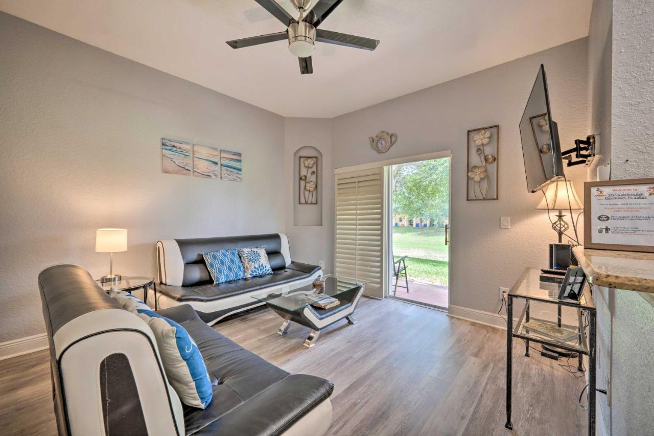 Sunny Townhome About 9 Mi To World! Holiday home