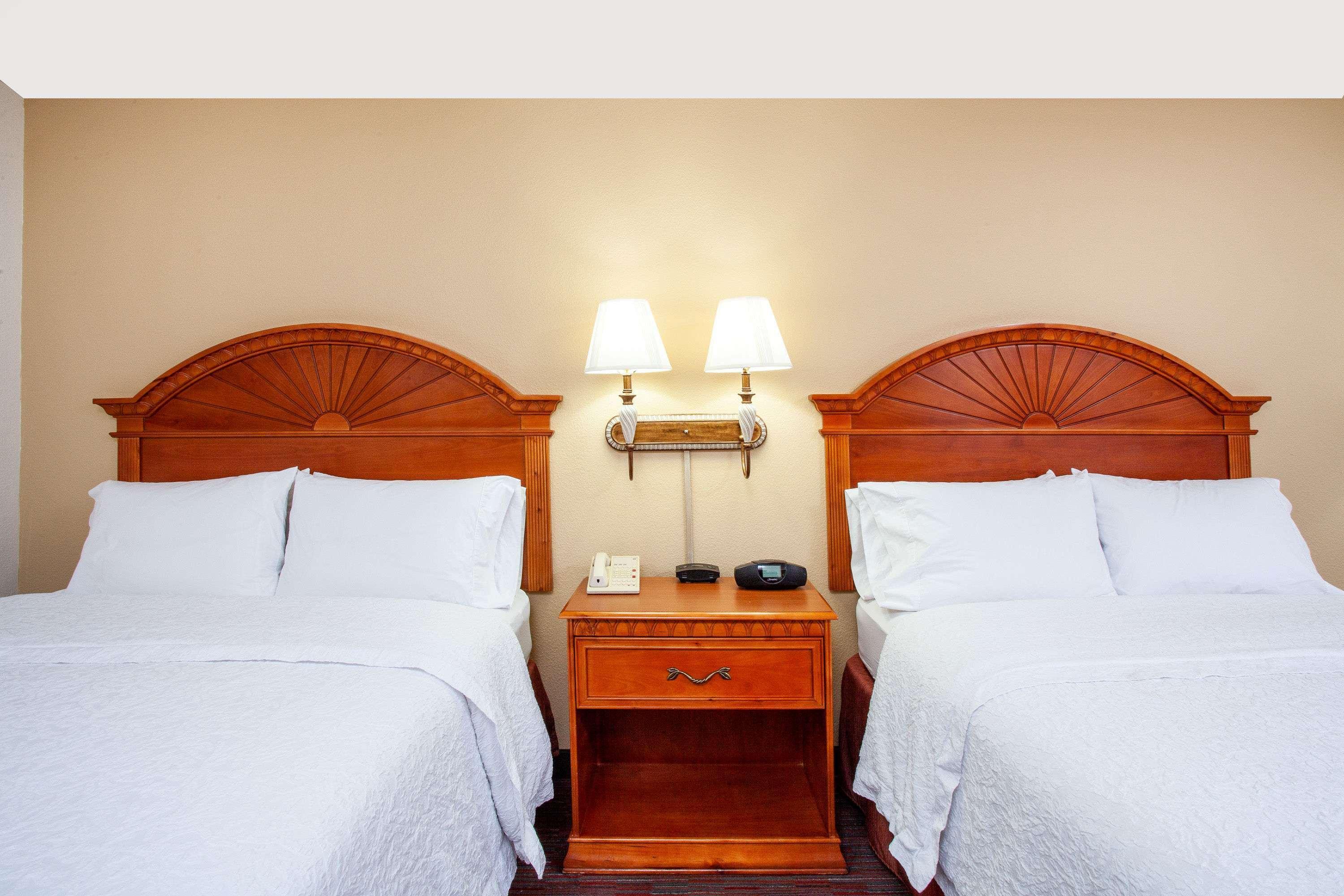 Ramada By Wyndham Florida Mall Hotel 3*