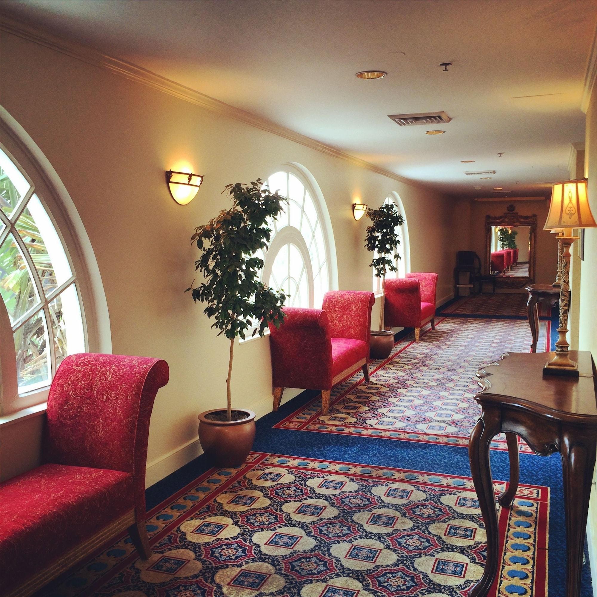 The Terrace Lakeland, Tapestry Collection By Hilton Hotel