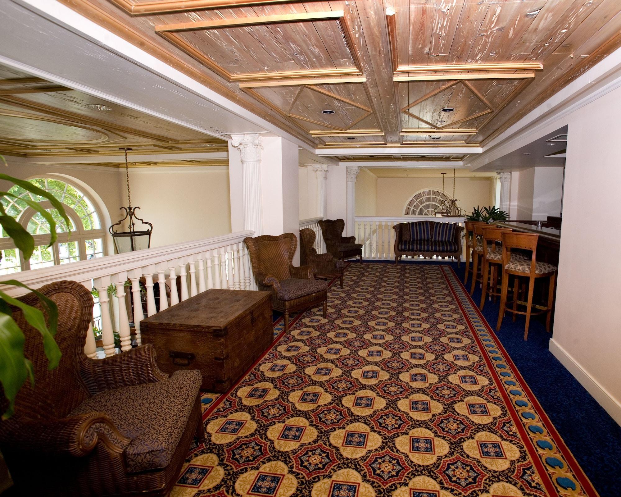 The Terrace Lakeland, Tapestry Collection By Hilton Hotel 4*