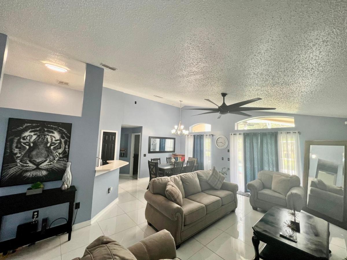 Holiday home Grand Family Superior 4br House Near Disney Parks *