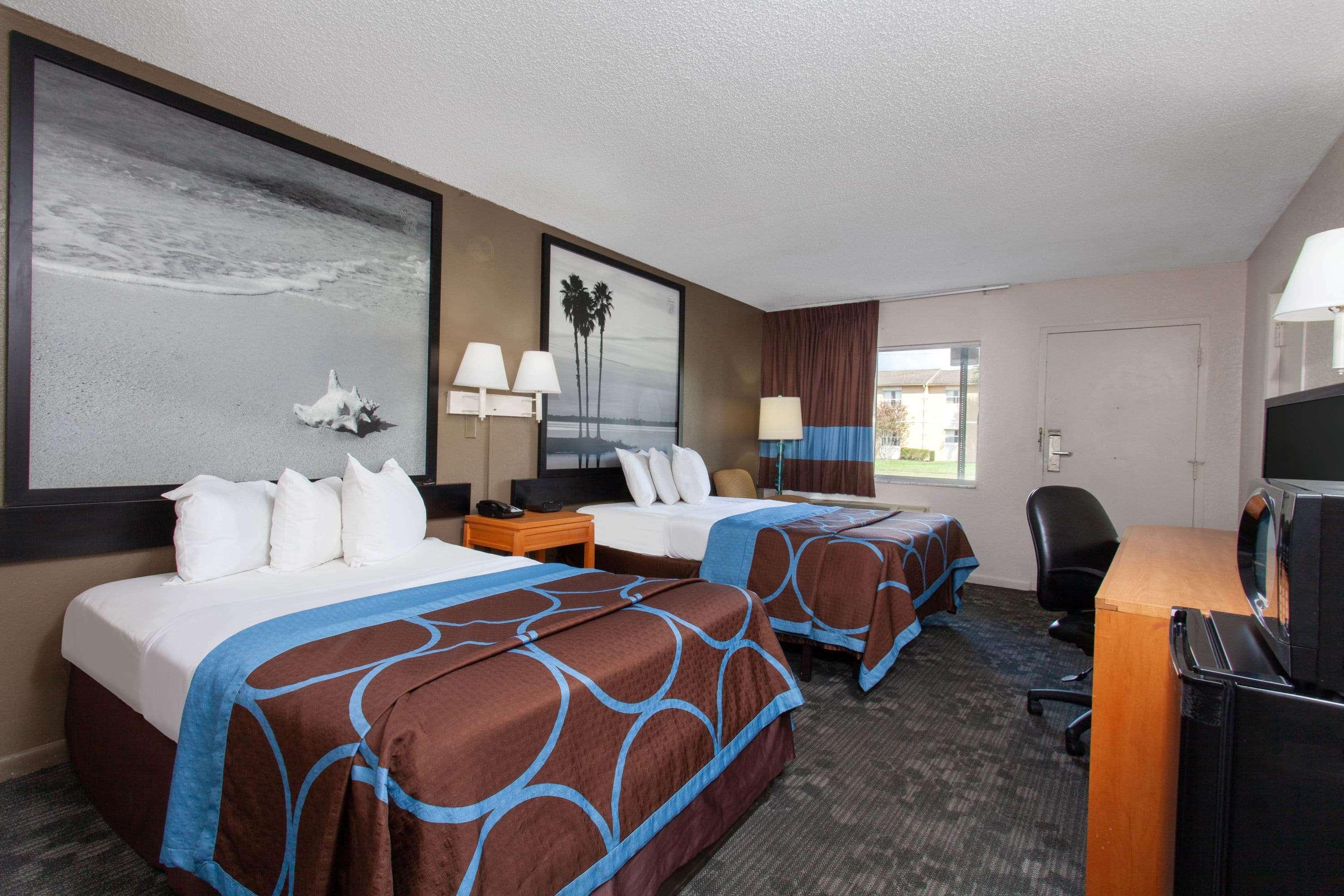 Super 8 By Wyndham