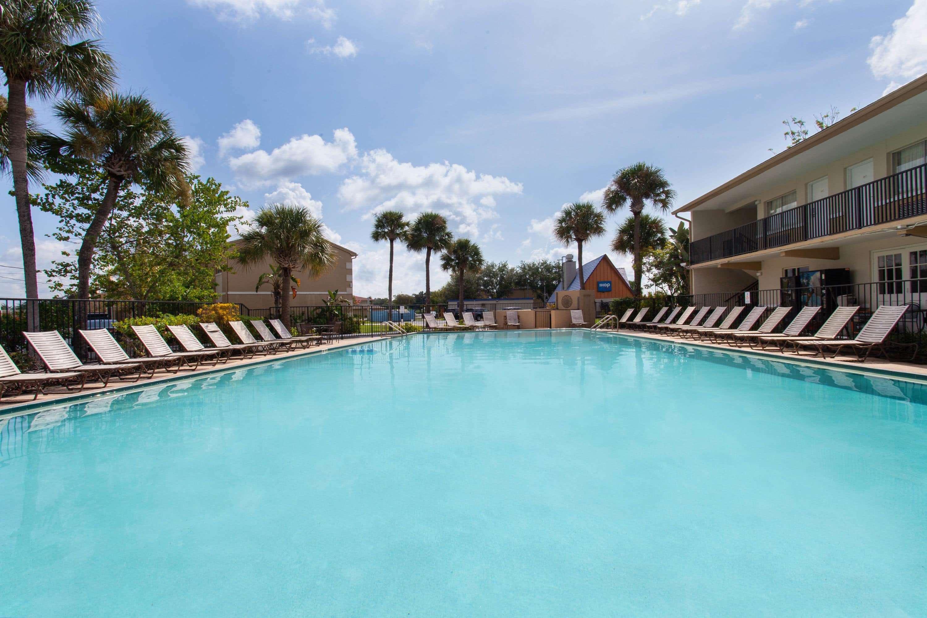 Motel Super 8 By Wyndham Kissimmee