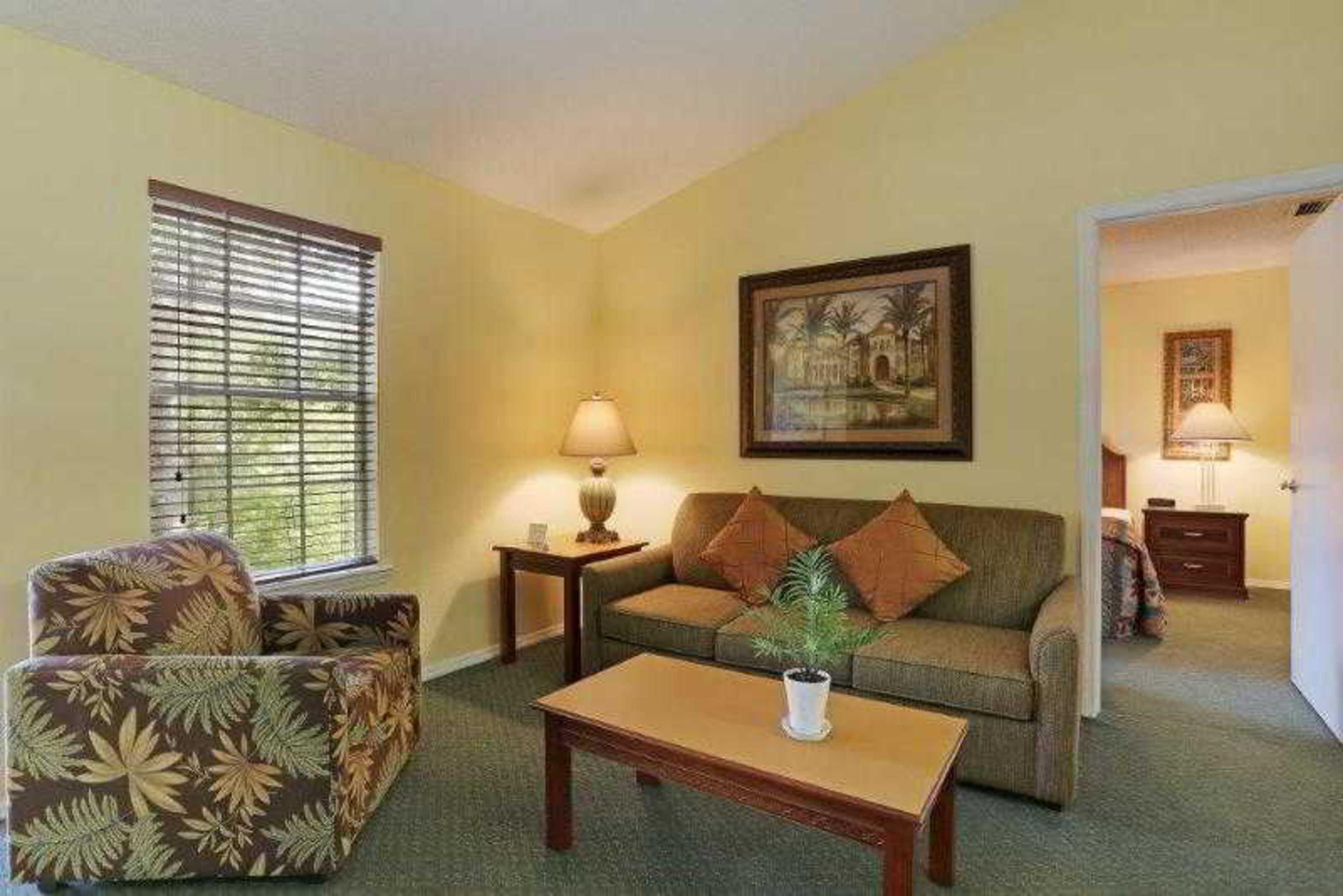 Oak Plantation Resort 3*