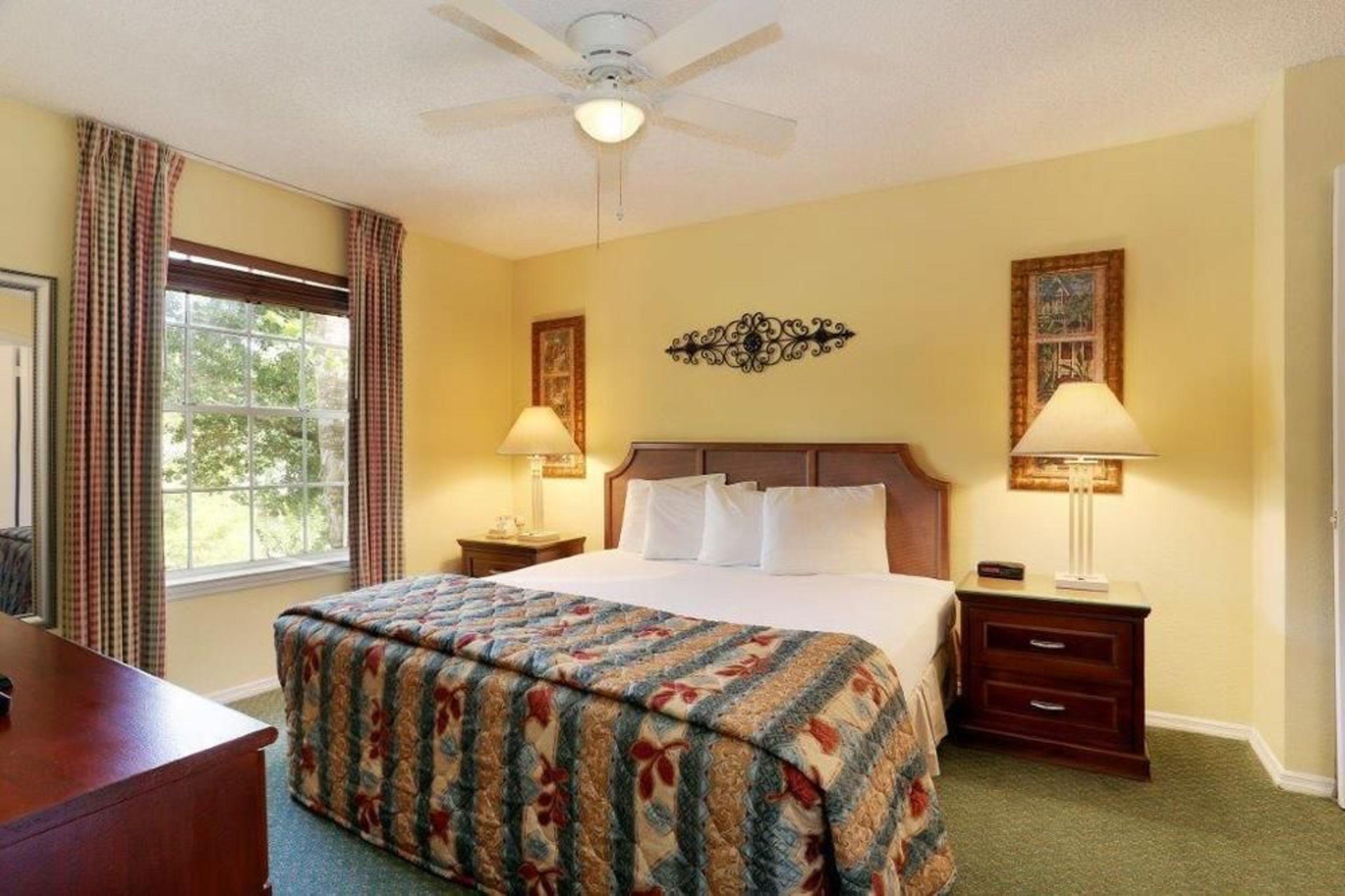 Resort Oak Plantation