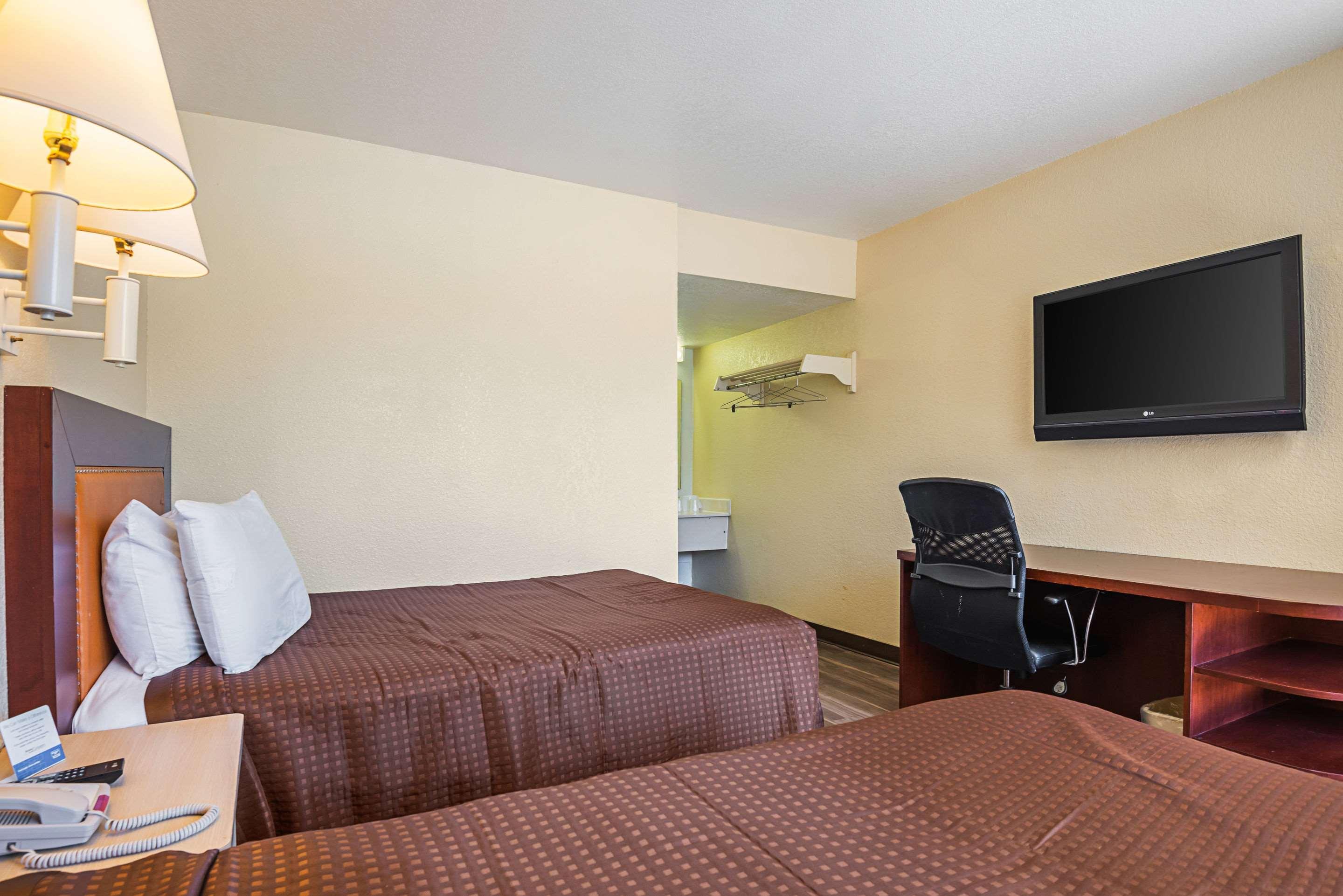 Inn Rodeway Kissimmee Maingate West - Free Theme Park Shuttle Four Corners