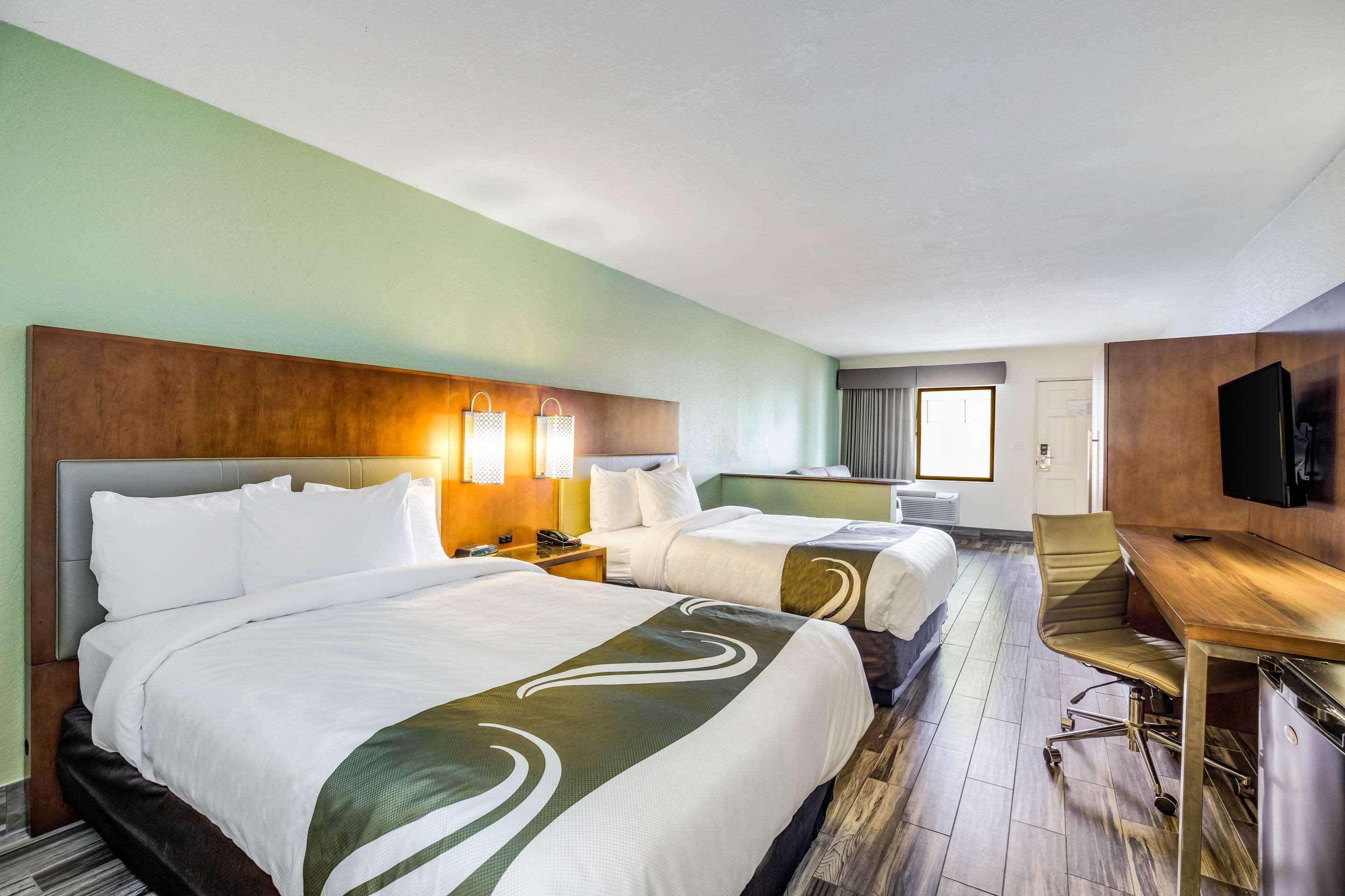 Hotel Baymont By Wyndham Downtown