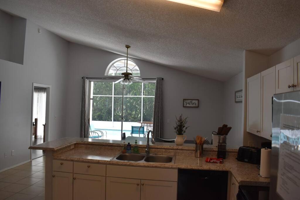 Vacation /pool/near All Parks Kissimmee