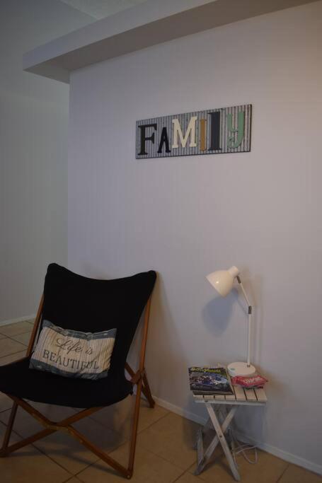 Holiday home Vacation /pool/near All Parks *