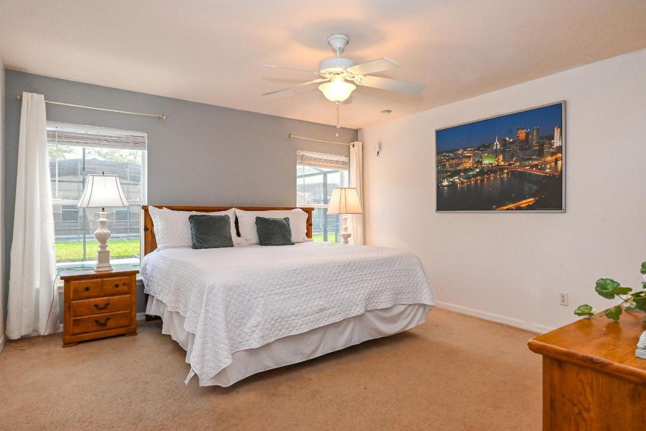 Cozy Family Vacation With Large Pool Near Disney *
