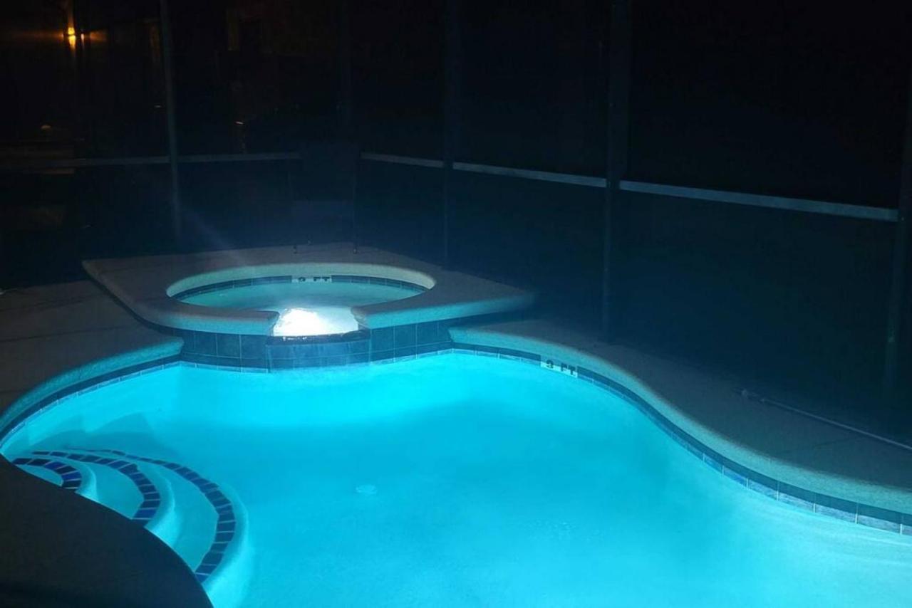 Vacation W Heated Pool