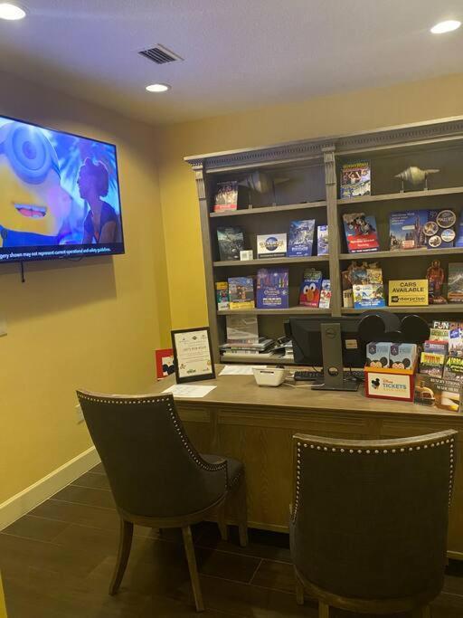 Furnished -than 10 Min From Major Parks! * Orlando