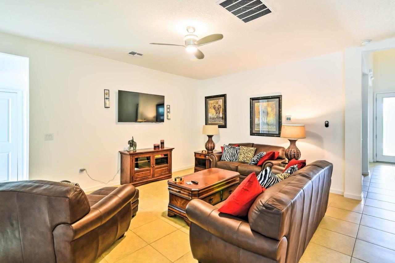 Holiday home Spacious Bellavida Retreat With Pool, 8 Mi To *