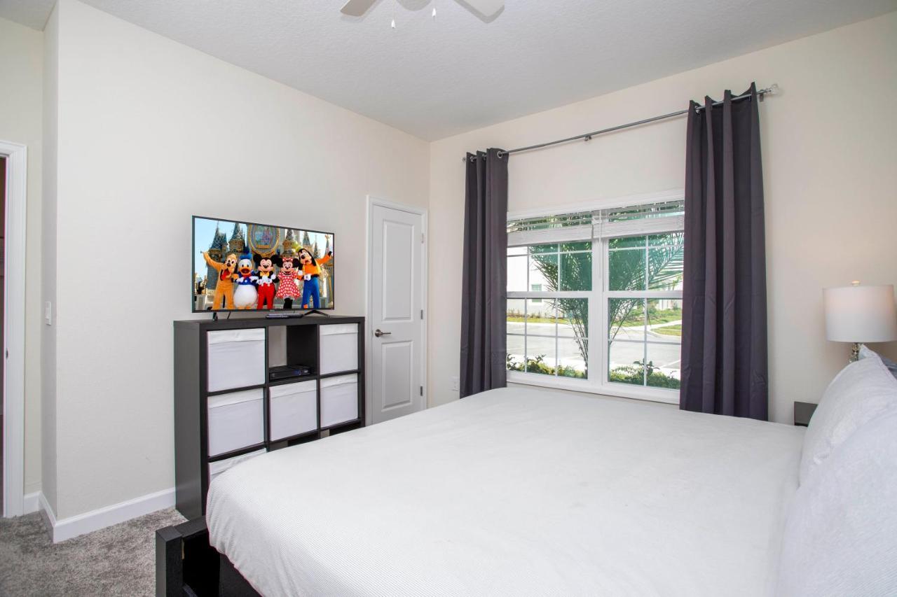 Holiday home Gorgeous Four Bd W/ Pool Close To 5035 Kissimmee
