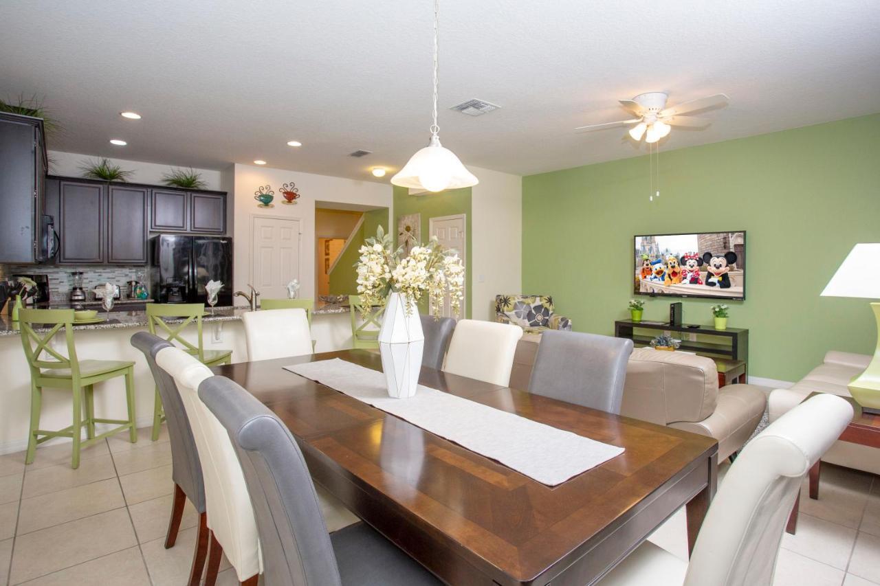 Family Friendly 4 Bedrooms With Gameroom Close To In Compass Bay 5103 Holiday home Kissimmee