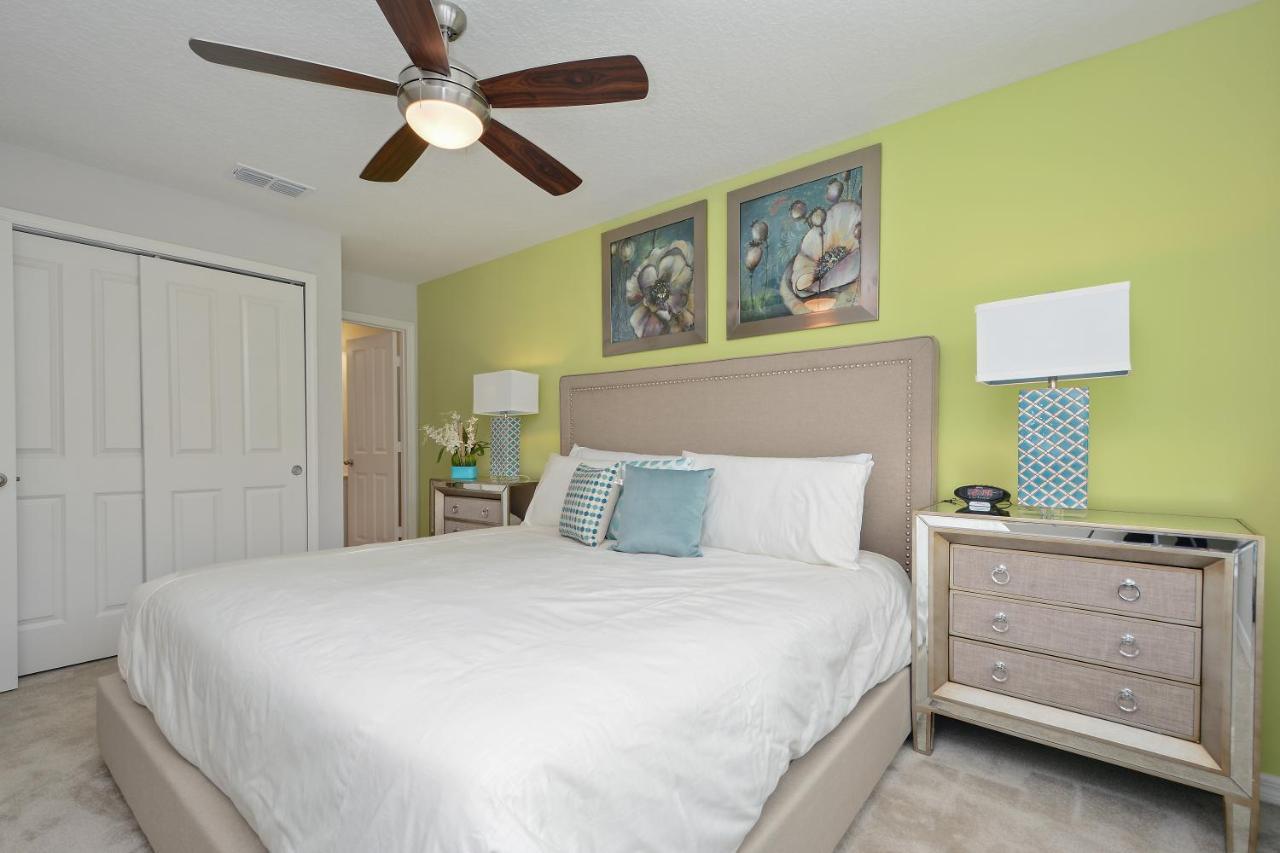Four Bedrooms Townhouse 5102