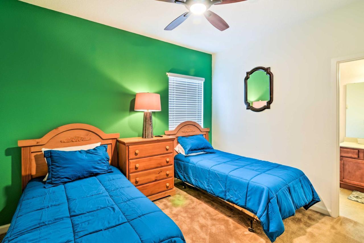 Spacious Bellavida Retreat With Pool, 8 Mi To