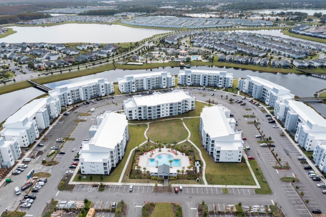 Family Friendly 2 Bd Close To @ Storey 105 3161 Kissimmee