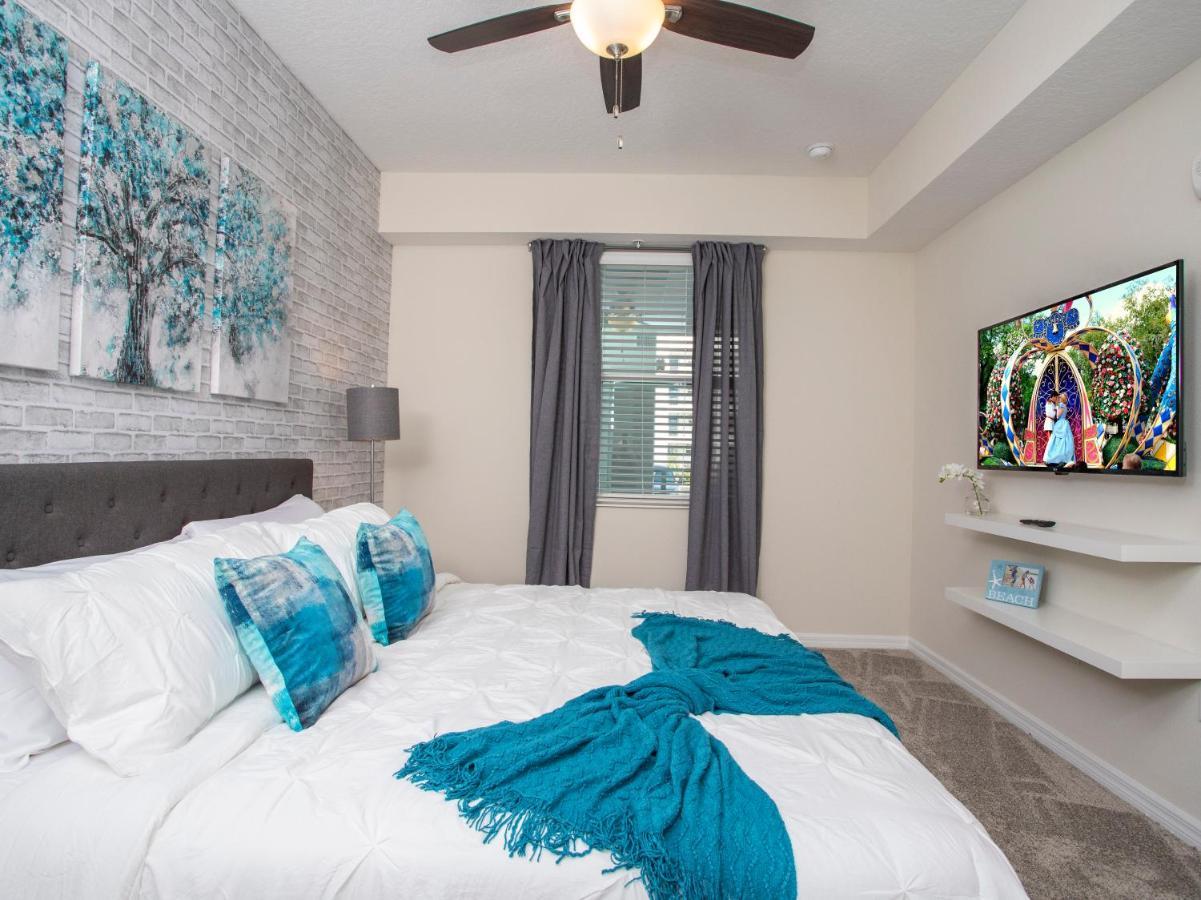 Marvelous 2 Bd Close To At Storey 106 Kissimmee